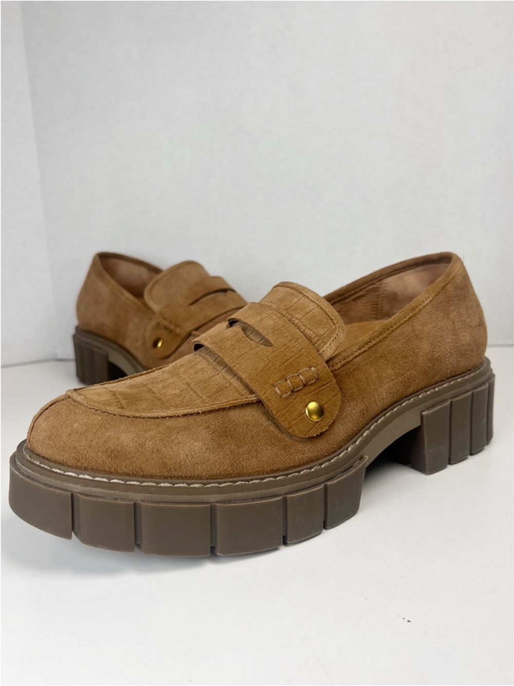 VIONIC Women’s Size 10 Tan Brown Nubuck Elodie Platform Penny Loafer - Picture 2 of 12
